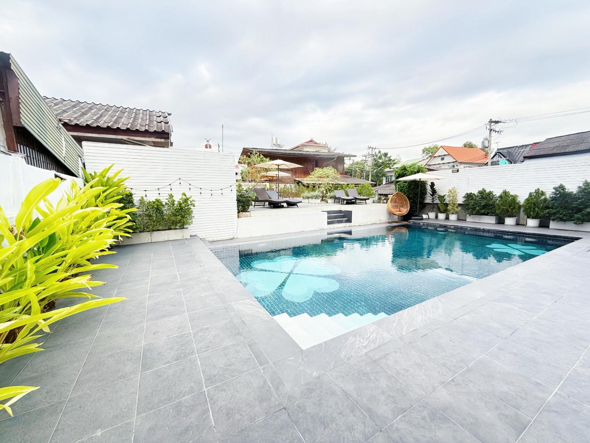 The White House Rachamankha เดอะ ไวท์เฮ้าส์ ราชมรรคา Vandrarhem Chiang Mai Exteriör bild